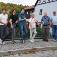 mit Neuwahlen